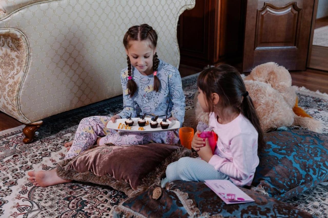 Medeu Hotel Kostanay Luaran gambar