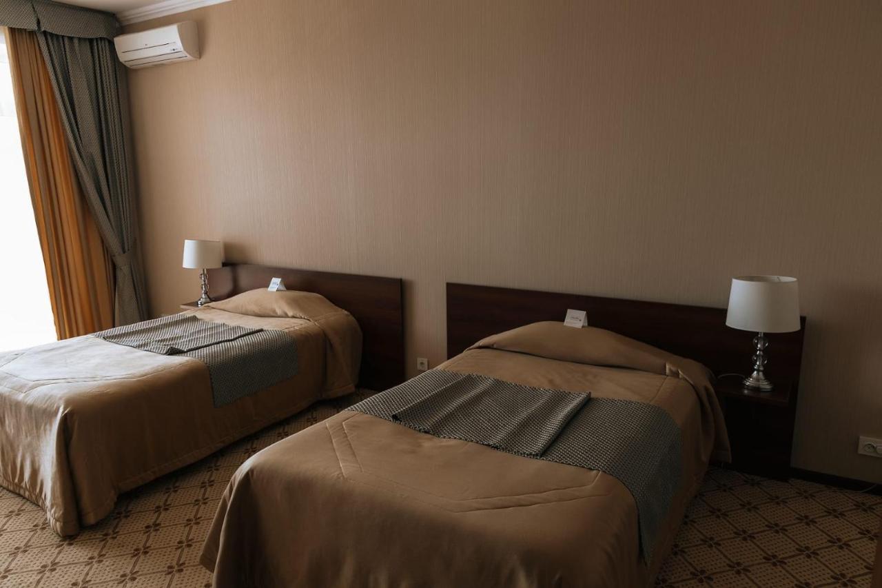 Medeu Hotel Kostanay Luaran gambar