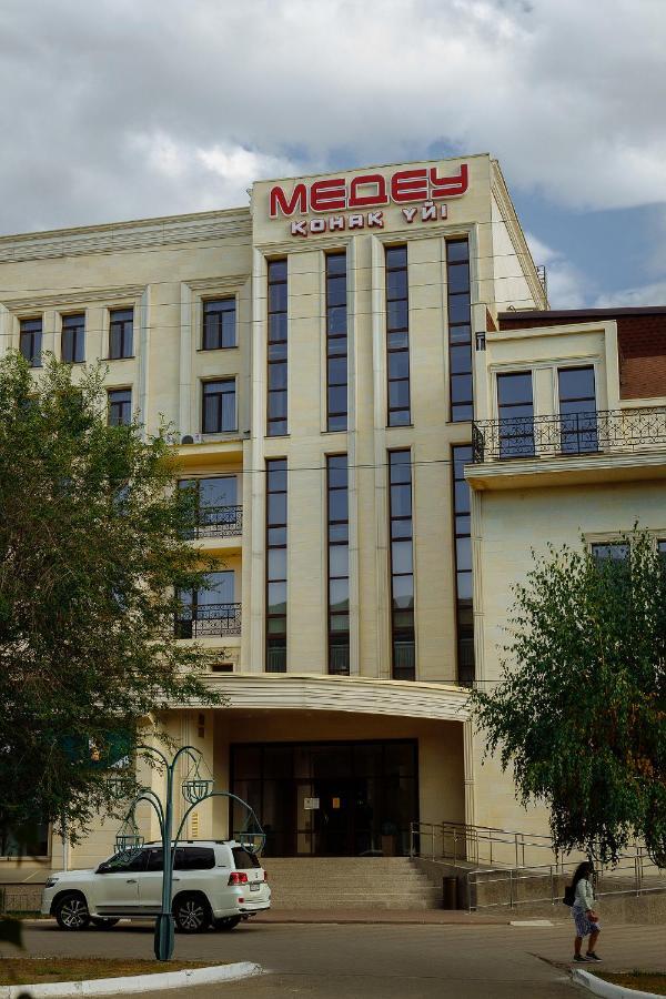 Medeu Hotel Kostanay Luaran gambar